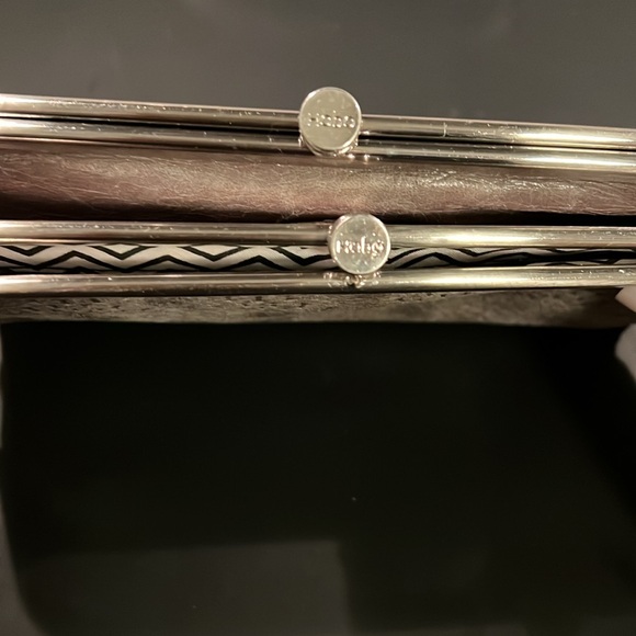 hobo lauren leather bifold clutch wallet Embossed gray/taupe. - Picture 9 of 16